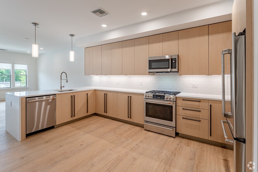 More Photos Of 545 S Livingston Ave, Livingston Apartments For Lease