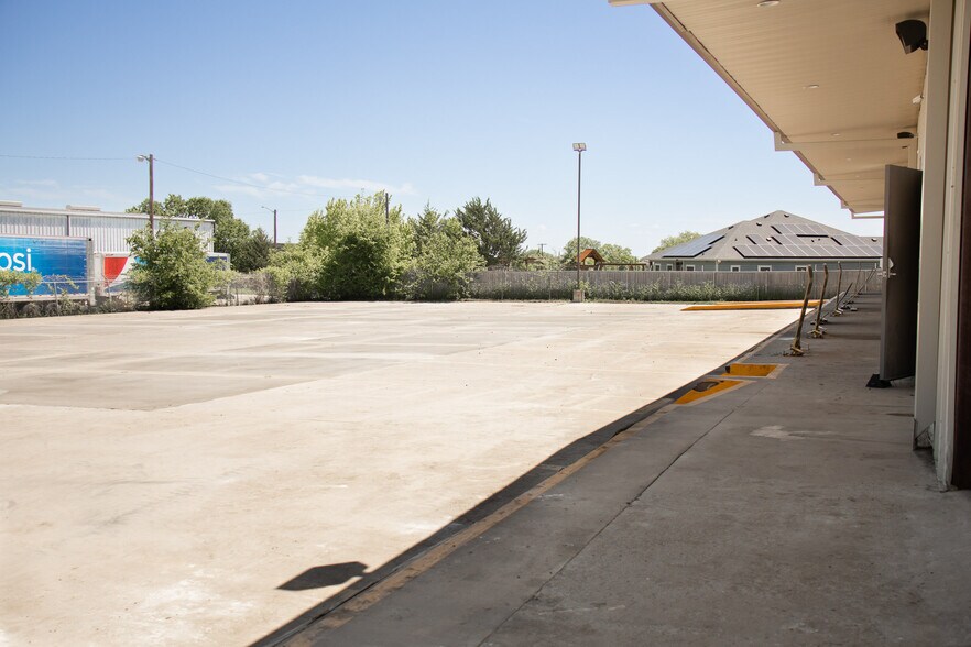 More Photos Of 4809 Marshall St, Sherman Warehouse For Sale