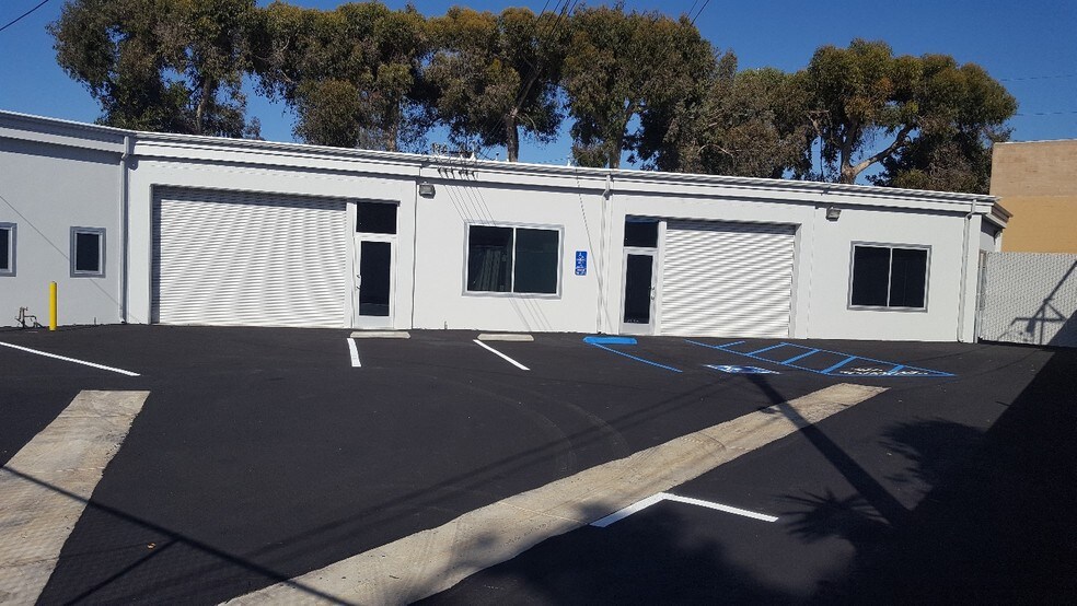 More Photos Of 15706 Condon Ave, Lawndale Warehouse For Lease