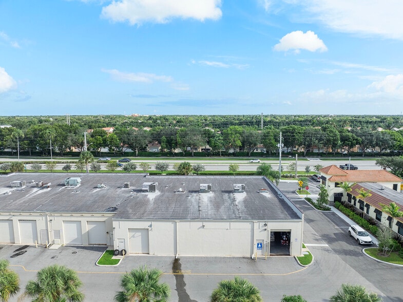 More Photos Of 11300-11354 Wiles Rd, Coral Springs General Retail For Lease