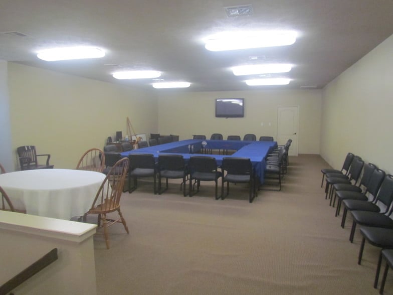 More Photos Of 3030 University Dr E, College Station Medical For Lease