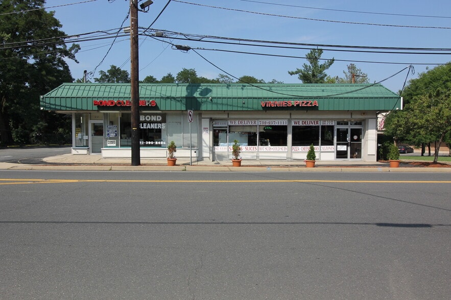 More Photos Of 429 Ryders Ln, East Brunswick General Retail For Sale