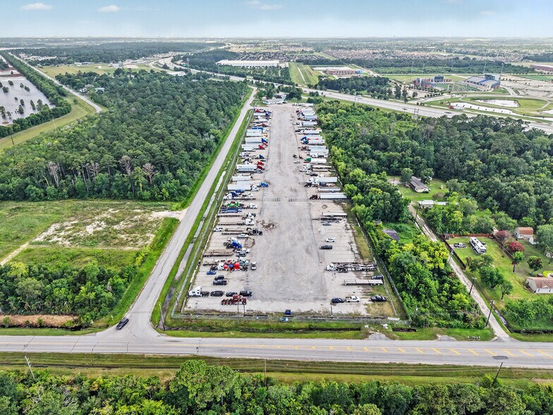 Primary Photo Of 11211 Hornberger Rd, Houston Warehouse For Sale
