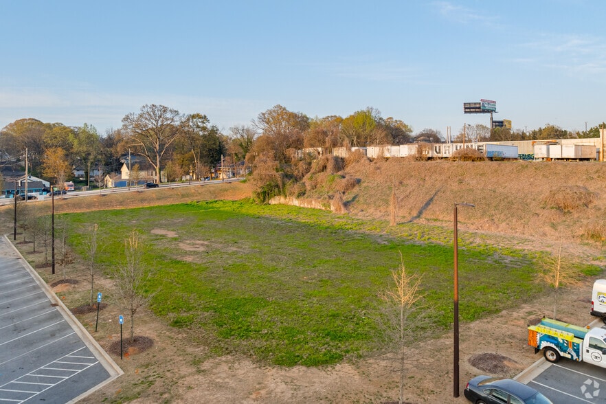 More Photos Of 352 University Ave SW, Atlanta Land For Lease