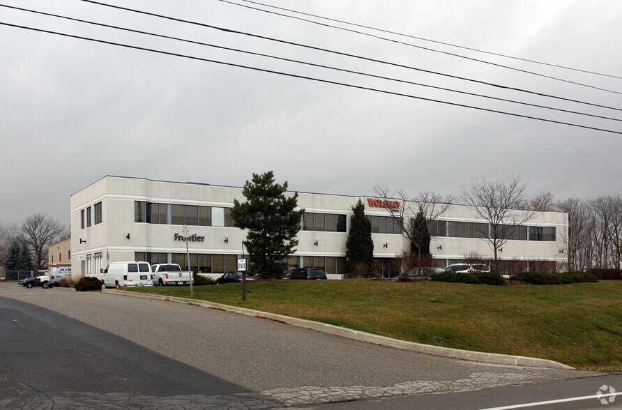 Primary Photo Of 5145 N Service Rd, Burlington Warehouse For Lease