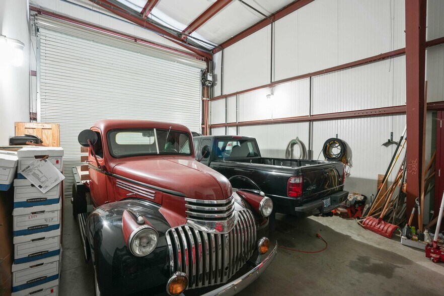 More Photos Of 3212 Mt Pinos Way, Frazier Park Light Manufacturing For Sale