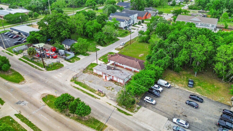 More Photos Of 3725 Reed Rd, Houston Specialty For Sale