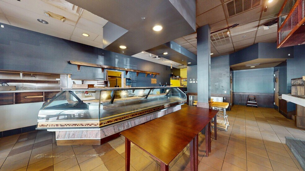 More Photos Of 3983 Destination Dr, Osprey Storefront Retail Office For Sale