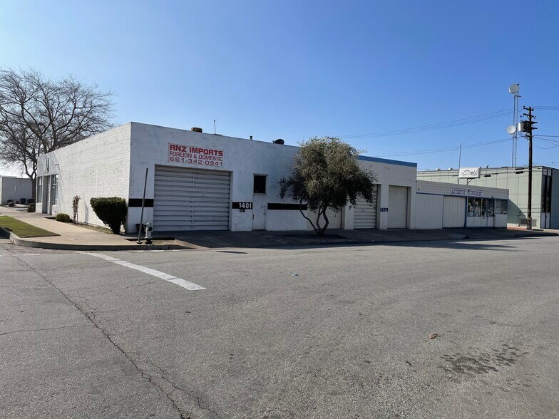 More Photos Of 1401-1411 25th St, Bakersfield Auto Repair For Sale