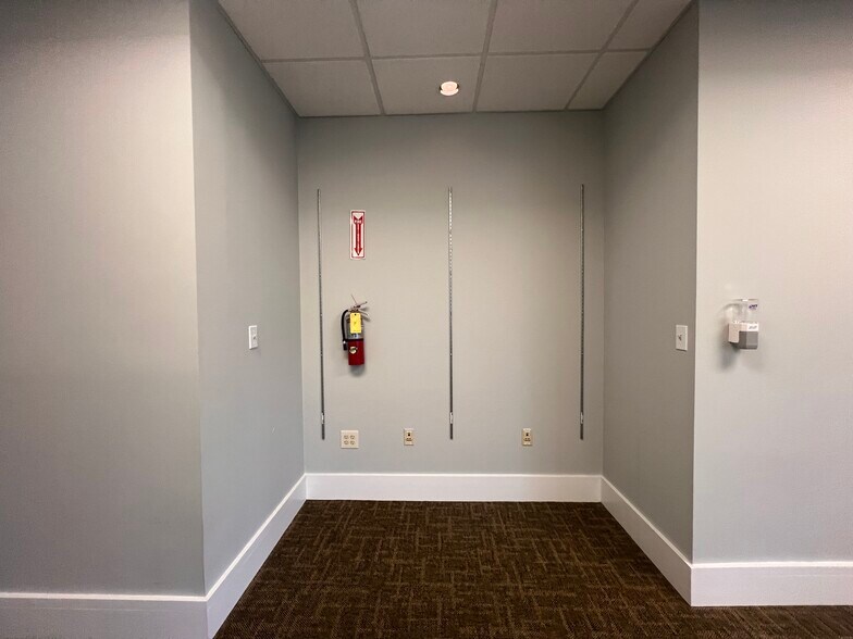 More Photos Of 500 Purdy Hill Rd, Monroe Medical For Lease