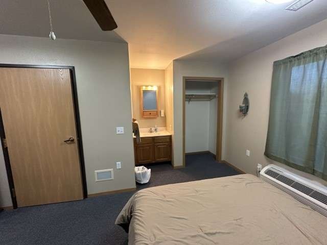 More Photos Of 406 W Vinton St, Spencer Hotel For Sale