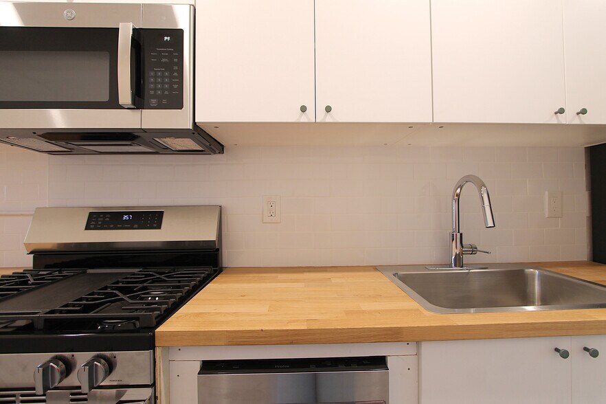 More Photos Of 5313 Baynton St, Philadelphia Apartments For Sale