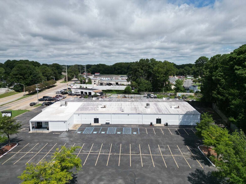 More Photos Of 227 E Mercury Blvd, Hampton General Retail For Sale