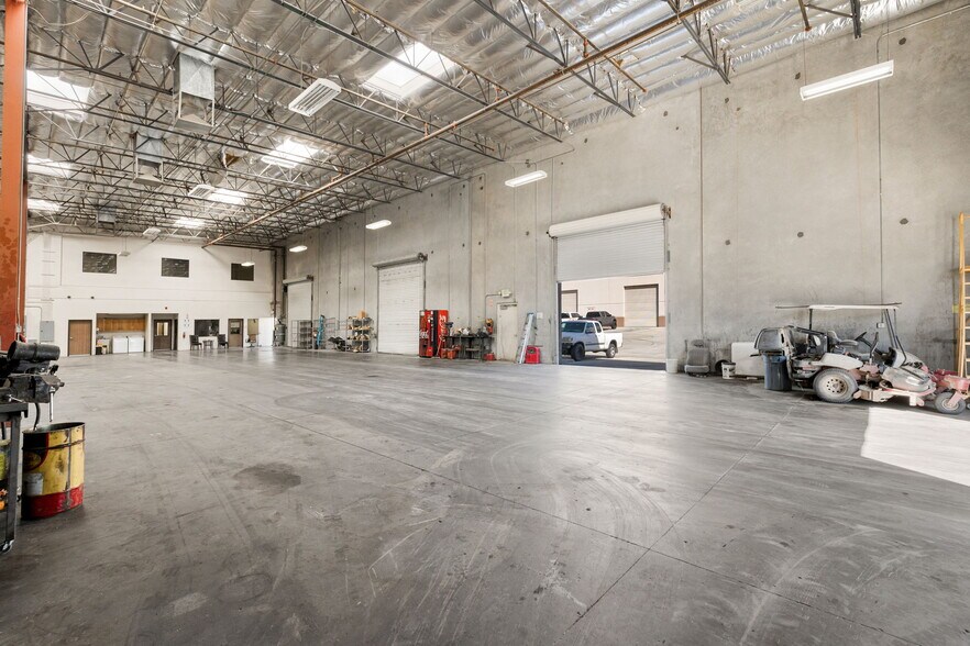 More Photos Of 72203 Adelaid St, Thousand Palms Industrial For Sale