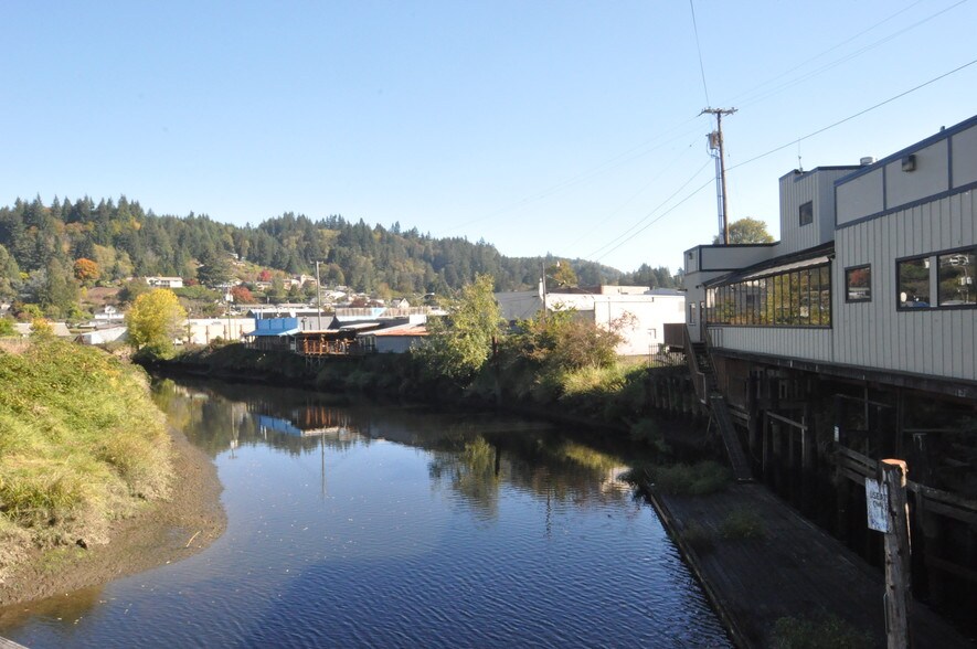 More Photos Of 50 W Columbia River Hwy, Clatskanie Restaurant For Sale