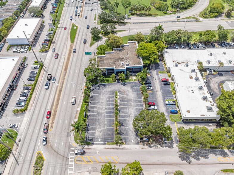 More Photos Of 1061 W Oakland Park Blvd, Oakland Park Medical For Sale