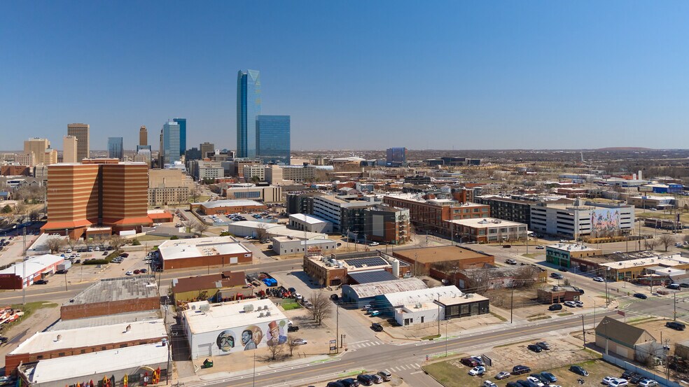 More Photos Of 120 N Western Ave, Oklahoma City Freestanding For Lease