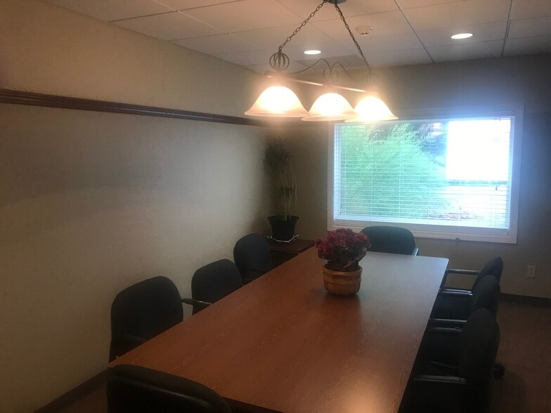 More Photos Of 636 N Broadway, White Plains Office For Sale