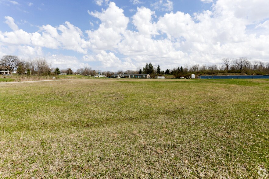 More Photos Of 1990 N Belmont Ave, Springfield Land For Sale