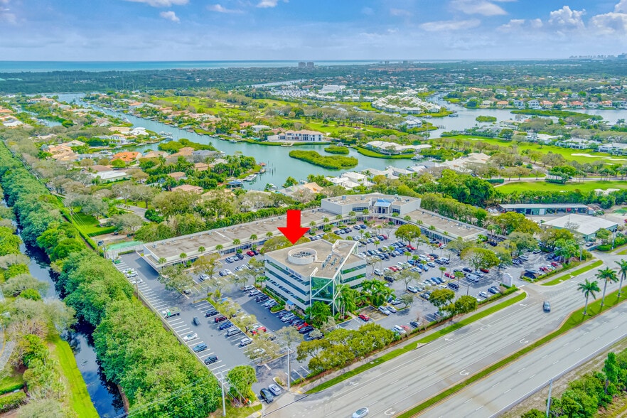 More Photos Of 2141 S Alternate A1A Hwy, Jupiter Medical For Sale
