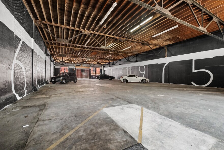 More Photos Of 124 S Joplin Ave, Joplin Warehouse For Sale