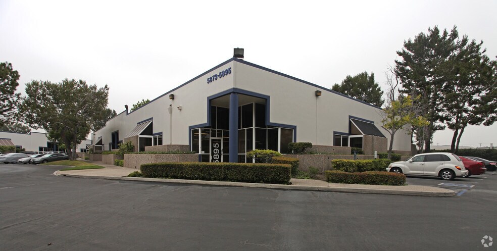 More Photos Of 5873-5895 Rickenbacker Rd, Commerce Light Distribution For Lease