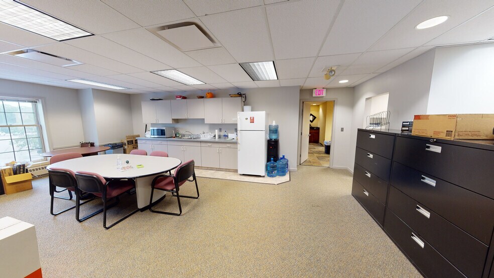 More Photos Of 29325 Chagrin Blvd, Pepper Pike Office Residential For Lease