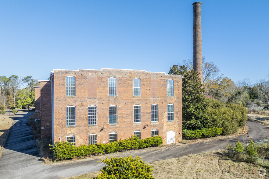 Primary Photo Of 100 CTC Dr, Edgefield Warehouse For Sale