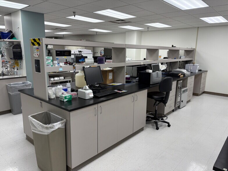 More Photos Of 718-720 Broadway, Seattle Office For Lease