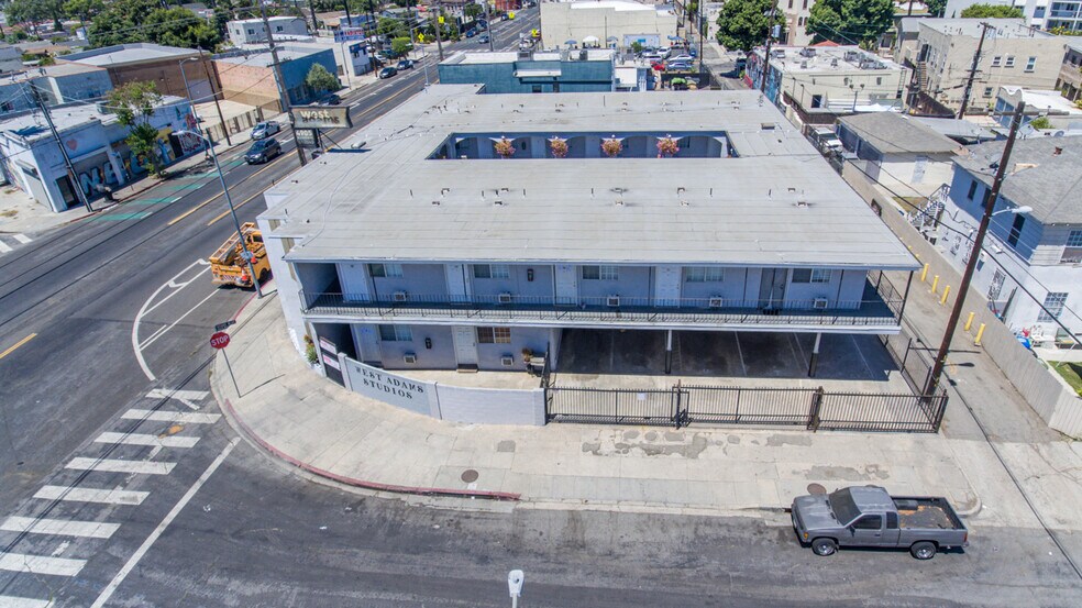More Photos Of 4905 W Adams Blvd, Los Angeles Apartments For Sale