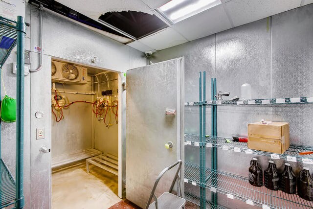 More Photos Of 5403 S La Grange Rd, Countryside Restaurant For Sale