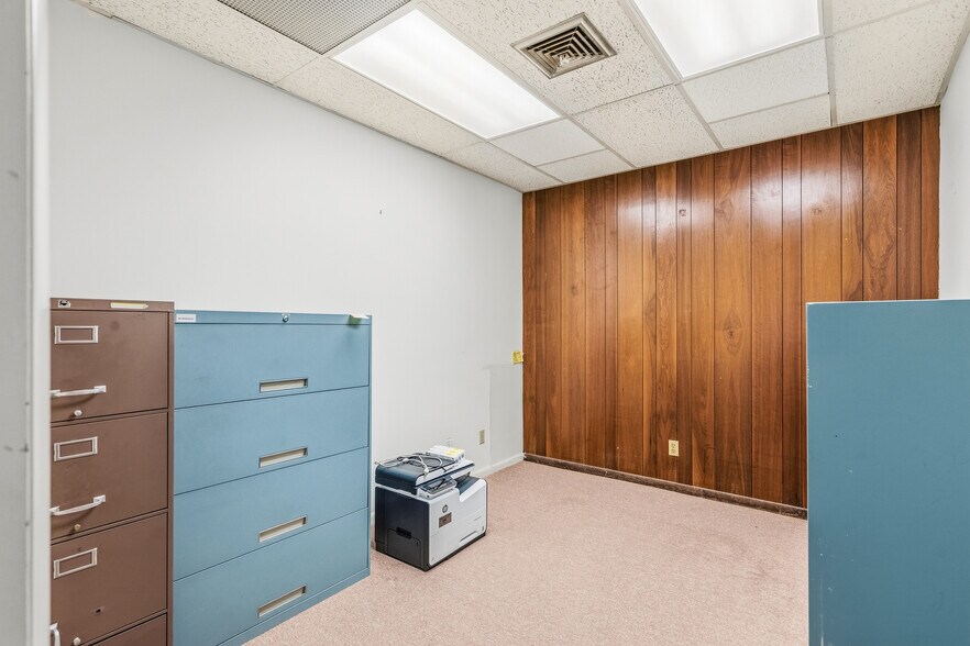 More Photos Of 2145 15th Ave, Vero Beach Office For Sale