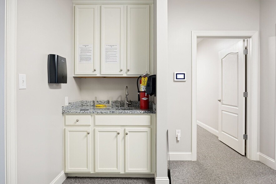 More Photos Of 1350 Wooten Lake Rd, Kennesaw Office For Lease