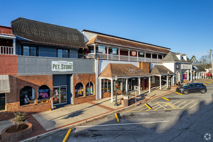 Primary Photo Of 1423 Washington St, Clarkesville Storefront Retail Office For Lease