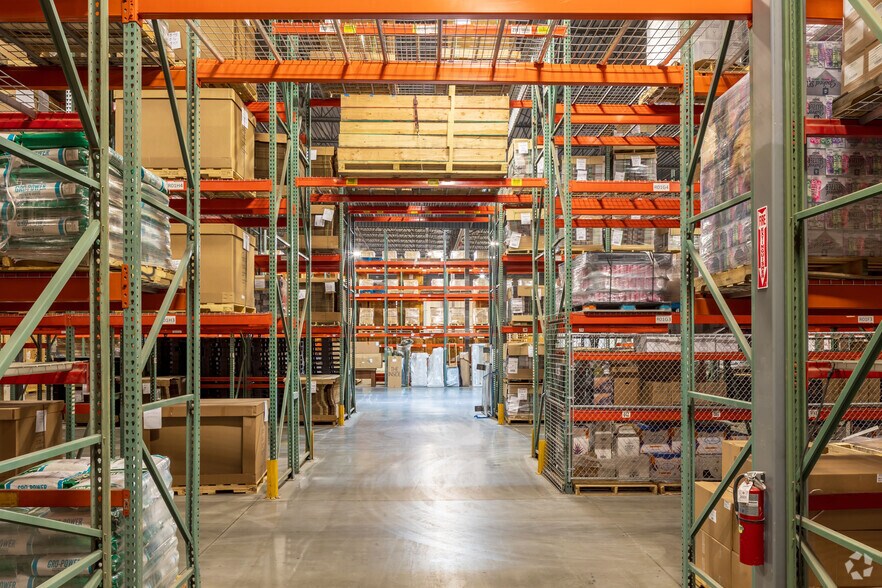 Photo of 1st Floor Ste Small Warehouses