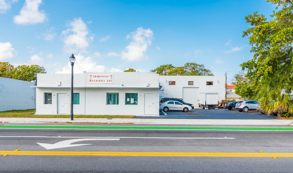 Primary Photo Of 603 NE 13th St, Fort Lauderdale Storefront Retail Office For Lease