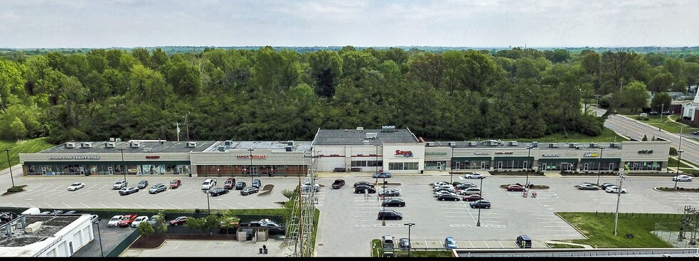 More Photos Of 10006-10056 W Florissant Ave, Saint Louis Storefront For Lease