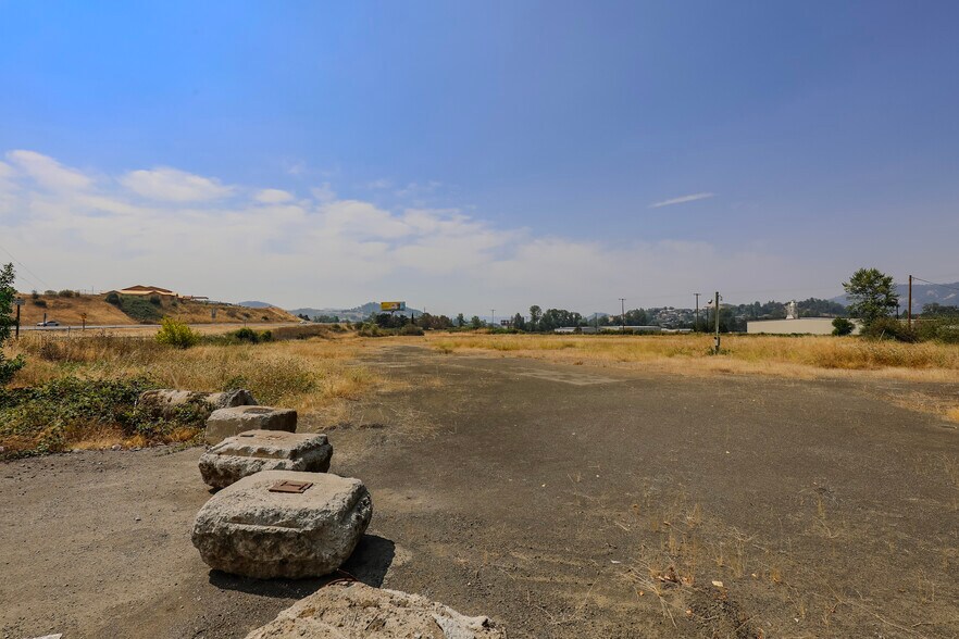 More Photos Of 4553 Old Hwy 99 South, Roseburg Land For Sale