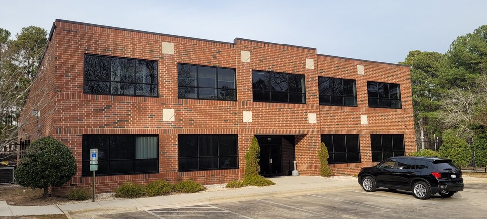 More Photos Of 111 First Flight Ln, Morrisville Service For Lease