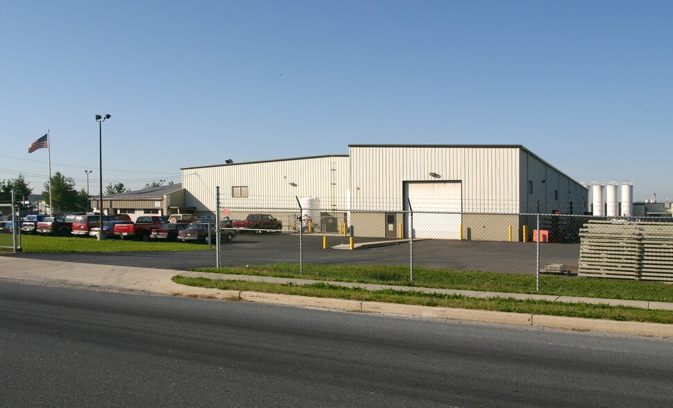Primary Photo Of 1610 Industrial Dr, Carlisle Warehouse For Sale