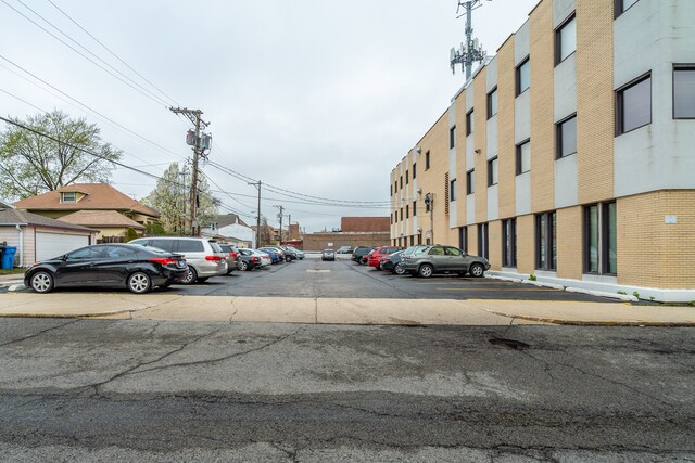 More Photos Of 6650 N Northwest Hwy, Chicago Office For Lease