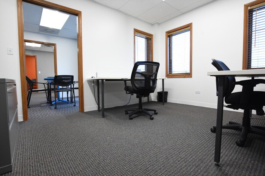 More Photos Of 25 N River Ln, Geneva Coworking Space