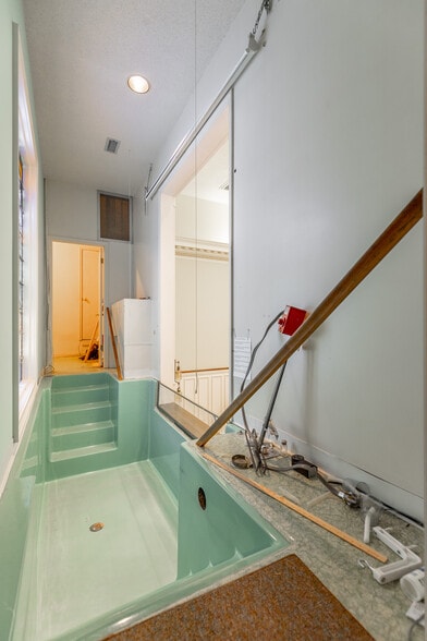 More Photos Of 4062 S Access Rd, Chattanooga Religious Facility For Sale