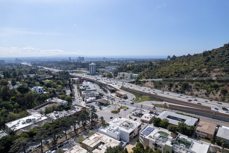 More Photos Of 815 Moraga Dr, Los Angeles Medical For Sale