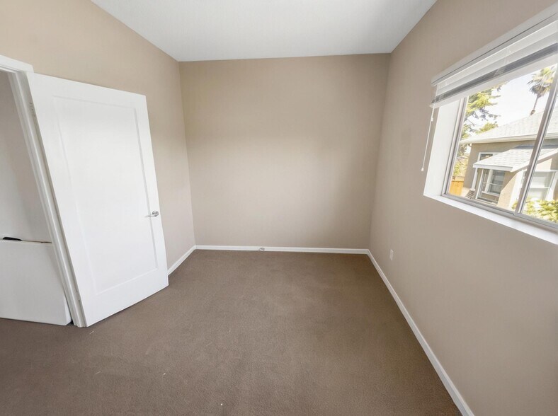 More Photos Of 834 Georgia St, Vallejo Apartments For Sale