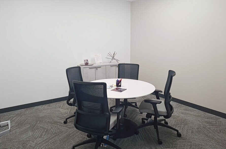 More Photos Of 303 Congressional Blvd, Carmel Coworking Space