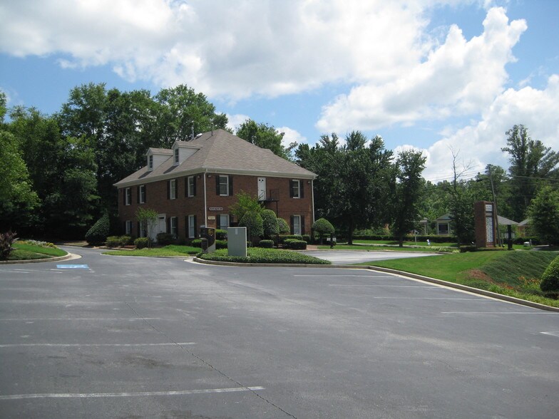 More Photos Of 724-734 Holcomb Bridge Rd, Norcross Loft Creative Space For Sale