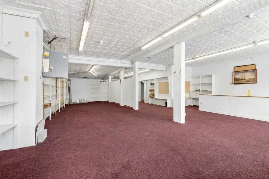 More Photos Of 57 River St, Haverhill Storefront For Sale
