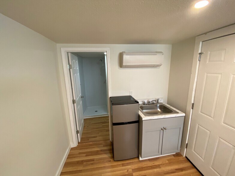 More Photos Of 8705 E 63rd Trafficway, Kansas City Apartments For Sale
