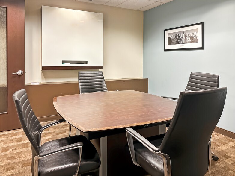 More Photos Of 2010 11th Ave, Regina Coworking Space